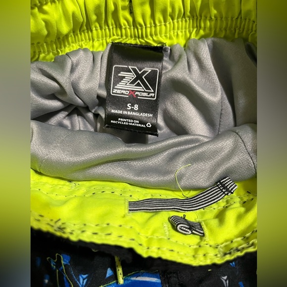 ZeroXposur Kid’s Swim Trunks Shark Print - Picture 2 of 4